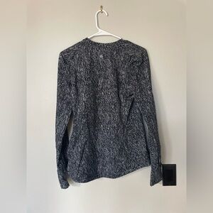 Lululemon long sleeve athletic top